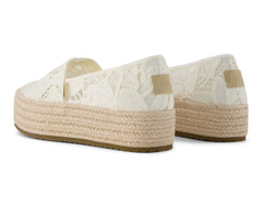 Valencia Egret Floral Crochet