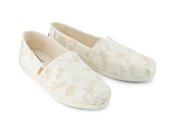 Alpargata Natural Oversized Floral Eyelet